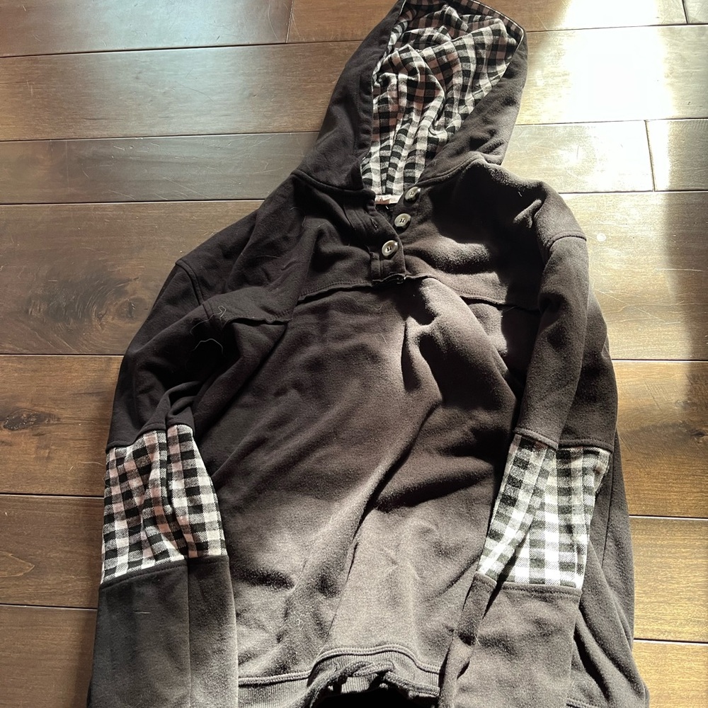 Black Checkered Hooded Sweatshirt